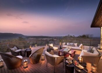 The Best Luxury Family Safari Experiences — Molinari Travel :: Luxury ...